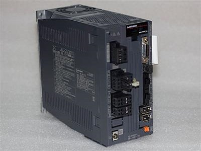 MITSUBISHI AC SERVO DRIVER (MR-J4-350B)