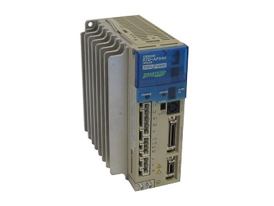 OMRON AC SERVO DRIVER (R7D-AP04H)