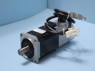 OMRON AC SERVO MOTOR (R7M-A40030-B)
