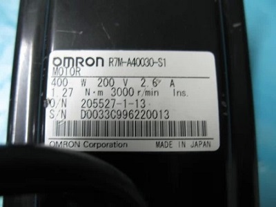 OMRON AC SERVO MOTOR (R7M-A40030-S1)