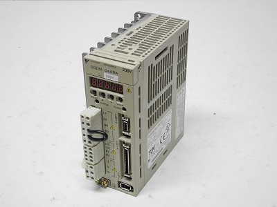 YASKAWA SERVOPACK (SGDM-04ADA)