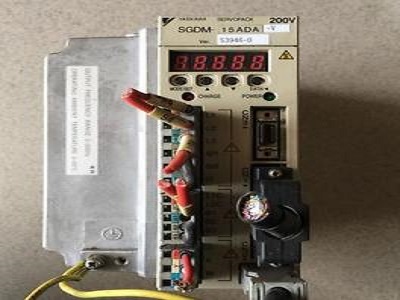 YASKAWA SERVOPACK (SGDM-15ADA-V)